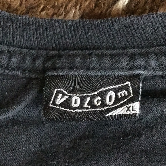 Shirt - Picture 3 of 5